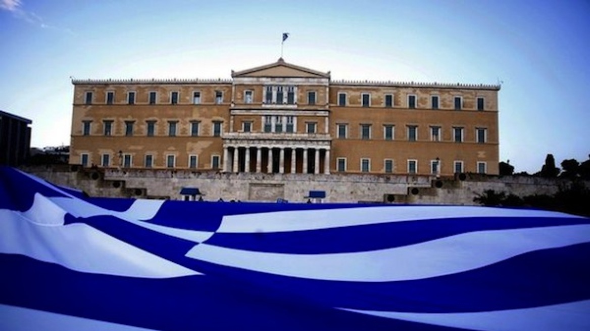 Η Ελλάδα δεν θα βγει από το μνημόνιο στο τέλος της  τετραετίας, λένε επτά στους δέκα Έλληνες 